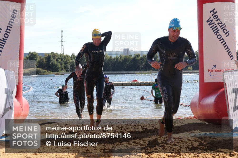 07.09.2025 - 19. Norderstedt Triathlon Luisa Fischer http://msf.ph/oto/8754146 07.09.2025 15:39:25 Schwimmen 1053, 1072, 1561, 1569, 1582, 1614 meine-sportfotos.de