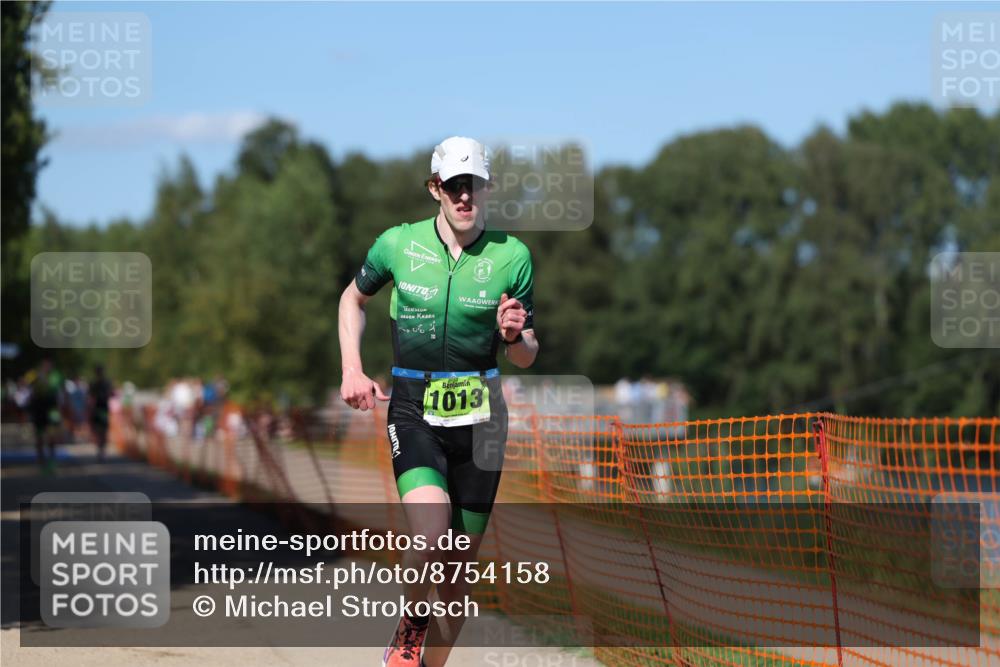 07.09.2025 - 19. Norderstedt Triathlon Michael Strokosch http://msf.ph/oto/8754158 07.09.2025 14:52:21 Laufen 1013 meine-sportfotos.de