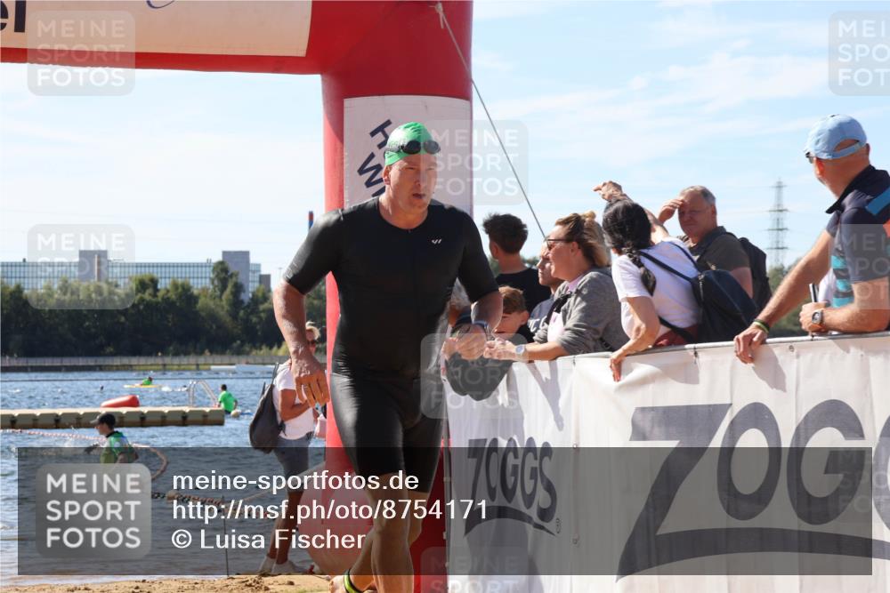 07.09.2025 - 19. Norderstedt Triathlon Luisa Fischer http://msf.ph/oto/8754171 07.09.2025 11:42:14 Schwimmen 730, 835, 838, 1359 meine-sportfotos.de