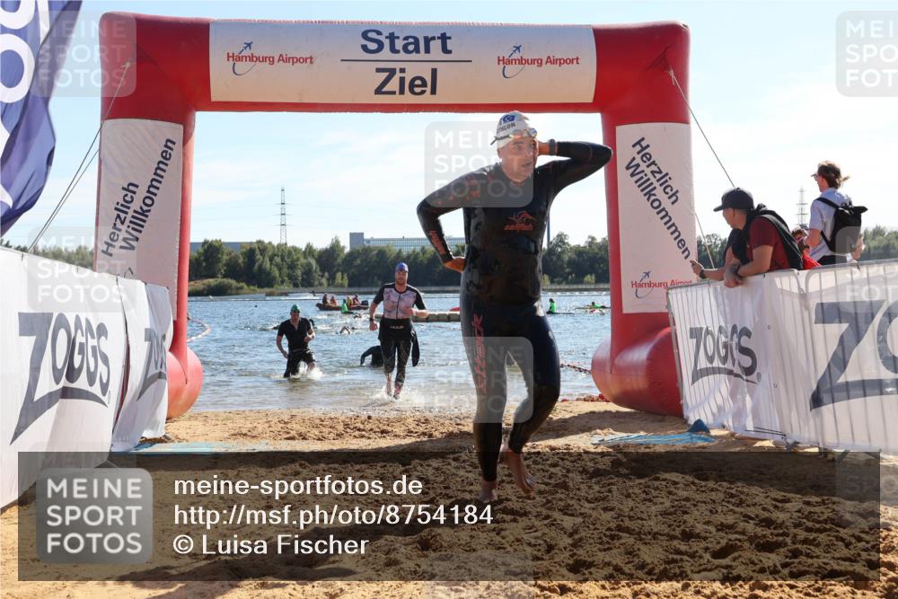07.09.2025 - 19. Norderstedt Triathlon Luisa Fischer http://msf.ph/oto/8754184 07.09.2025 15:39:29 Schwimmen 1561, 1569, 1582, 1614, 1618 meine-sportfotos.de