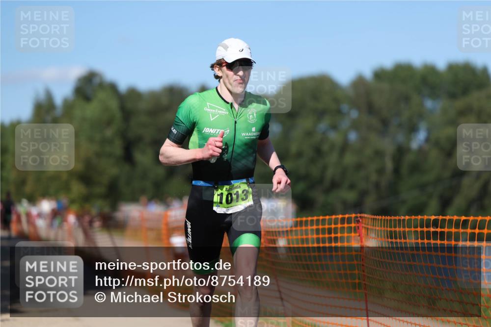 07.09.2025 - 19. Norderstedt Triathlon Michael Strokosch http://msf.ph/oto/8754189 07.09.2025 14:52:21 Laufen 1013 meine-sportfotos.de
