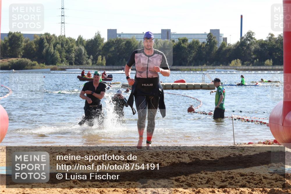 07.09.2025 - 19. Norderstedt Triathlon Luisa Fischer http://msf.ph/oto/8754191 07.09.2025 15:39:31 Schwimmen 1561, 1569, 1582, 1591, 1618 meine-sportfotos.de