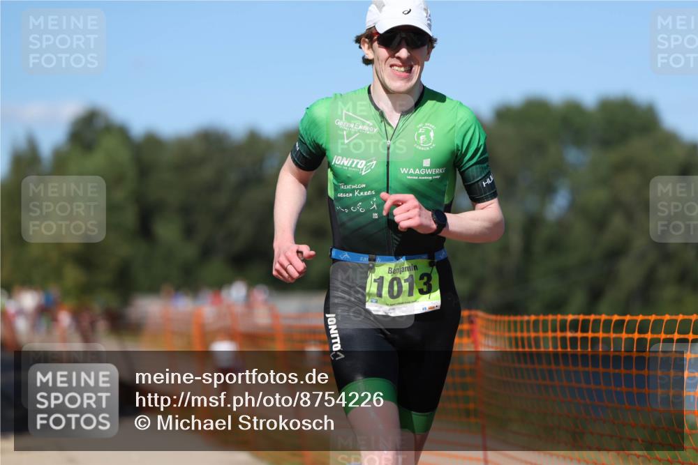 07.09.2025 - 19. Norderstedt Triathlon Michael Strokosch http://msf.ph/oto/8754226 07.09.2025 14:52:22 Laufen 1013 meine-sportfotos.de