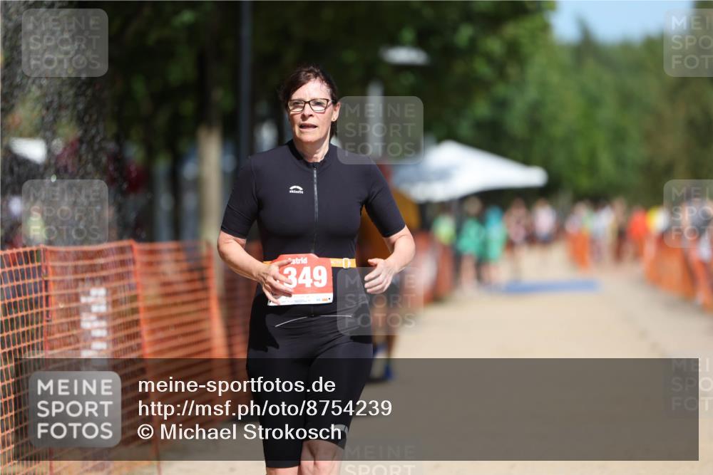 07.09.2025 - 19. Norderstedt Triathlon Michael Strokosch http://msf.ph/oto/8754239 07.09.2025 12:48:21 Laufen 234, 1282, 1349 meine-sportfotos.de