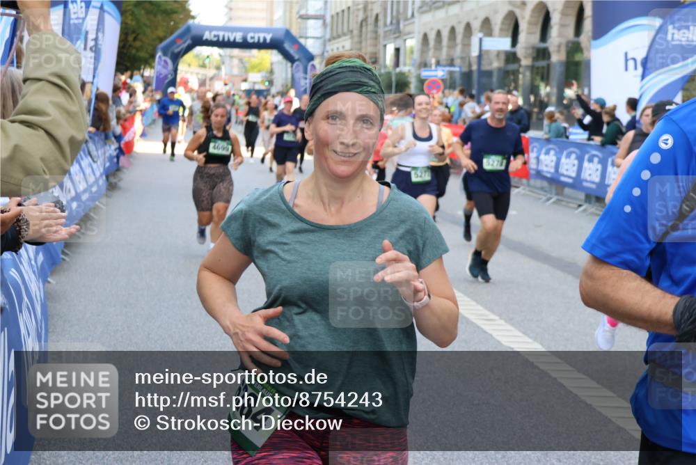 07.09.2025 - BARMER Alsterlauf Strokosch-Dieckow http://msf.ph/oto/8754243 07.09.2025 10:14:24 Ziel 2442, 2621, 2736, 2825, 3221, 3455, 3466, 3851, 4422, 4630, 4670, 4671, 4725, 4734, 4742, 4845, 4883, 4898, 5036, 6344, 8258, 8296 meine-sportfotos.de
