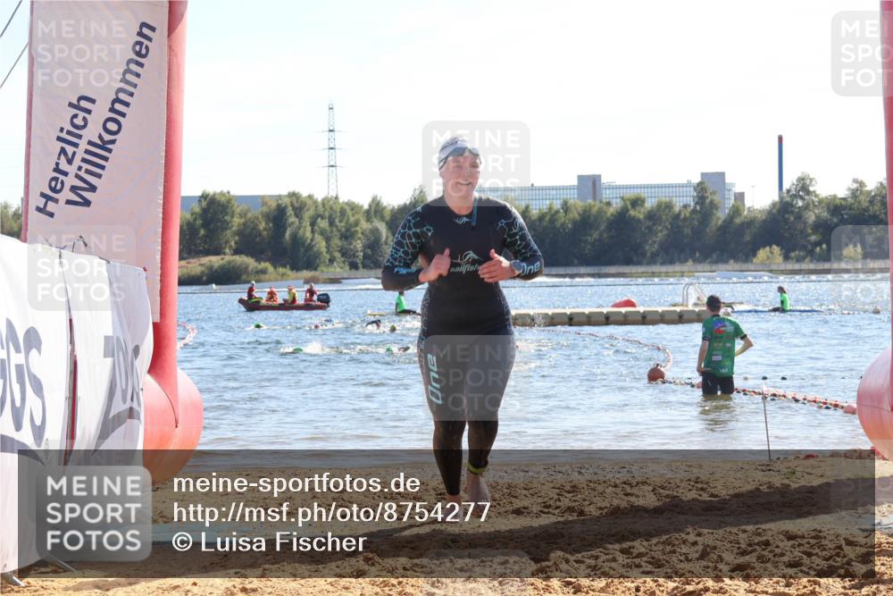 07.09.2025 - 19. Norderstedt Triathlon Luisa Fischer http://msf.ph/oto/8754277 07.09.2025 15:39:40 Schwimmen 1094, 1569, 1591, 1618 meine-sportfotos.de