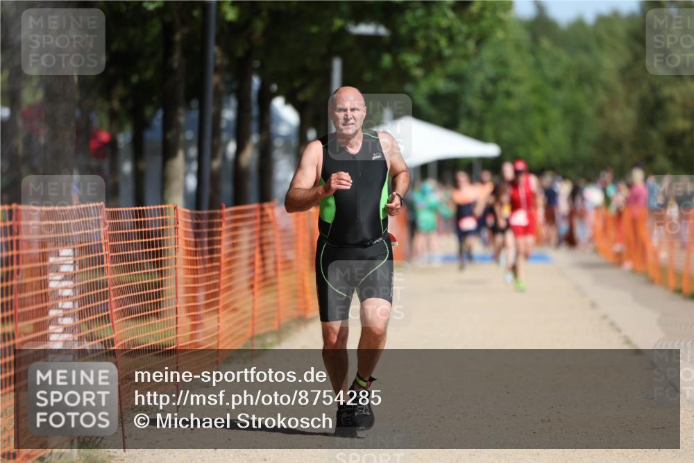07.09.2025 - 19. Norderstedt Triathlon Michael Strokosch http://msf.ph/oto/8754285 07.09.2025 12:02:19 Laufen 1190, 1217, 1218 meine-sportfotos.de