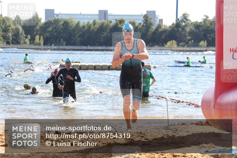 07.09.2025 - 19. Norderstedt Triathlon Luisa Fischer http://msf.ph/oto/8754319 07.09.2025 15:39:55 Schwimmen 1620 meine-sportfotos.de