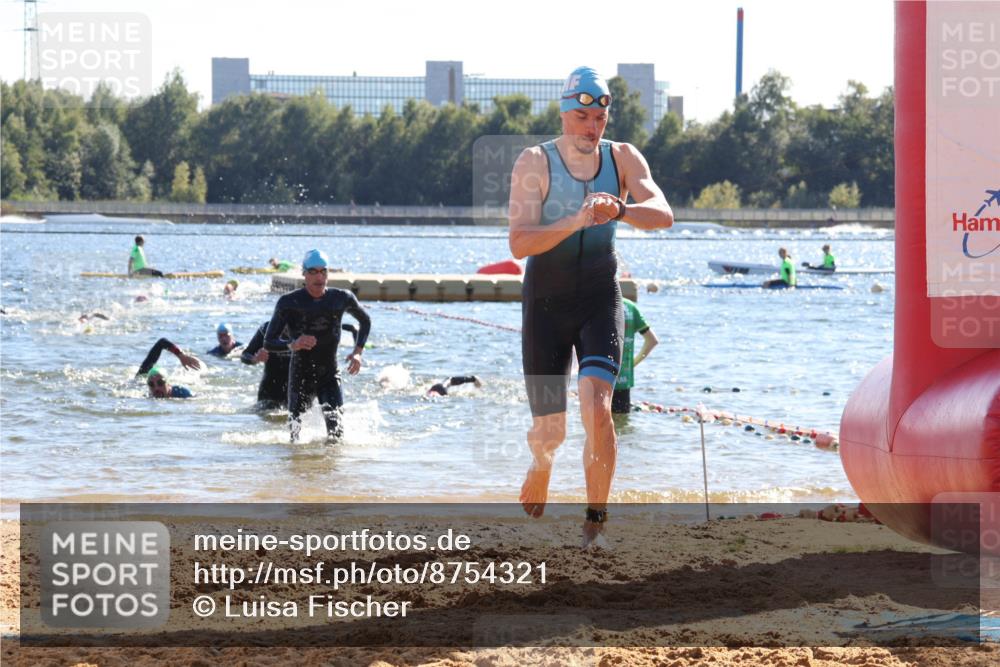 07.09.2025 - 19. Norderstedt Triathlon Luisa Fischer http://msf.ph/oto/8754321 07.09.2025 15:39:56 Schwimmen 1620, 1625 meine-sportfotos.de