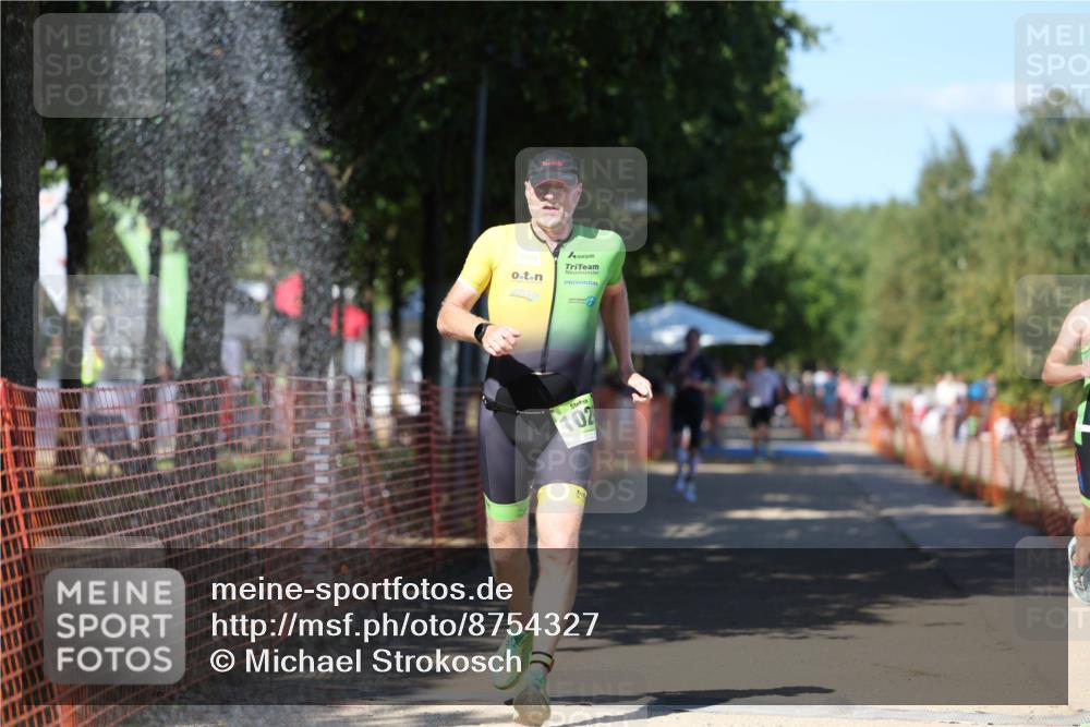 07.09.2025 - 19. Norderstedt Triathlon Michael Strokosch http://msf.ph/oto/8754327 07.09.2025 14:52:33 Laufen 993, 1029, 1468 meine-sportfotos.de
