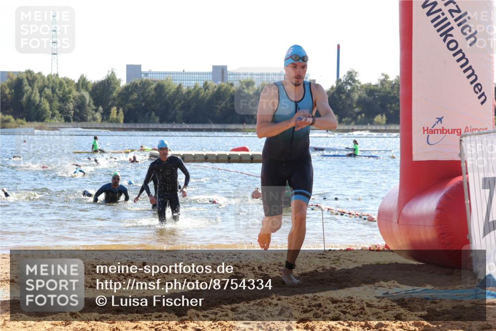 07.09.2025 - 19. Norderstedt Triathlon Luisa Fischer http://msf.ph/oto/8754334 07.09.2025 15:39:56 Schwimmen 1620, 1625 meine-sportfotos.de