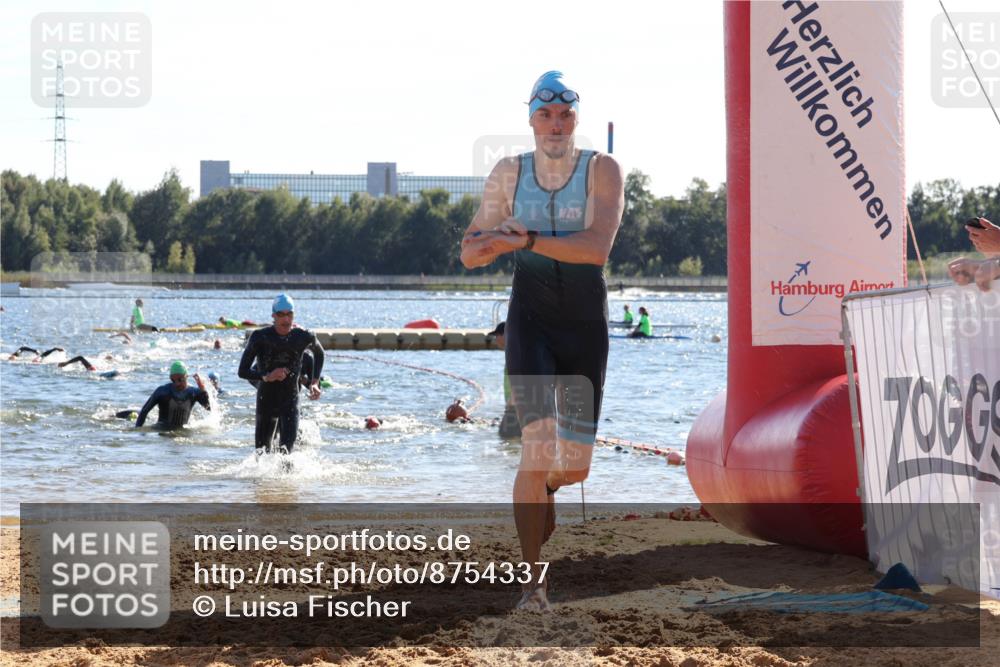07.09.2025 - 19. Norderstedt Triathlon Luisa Fischer http://msf.ph/oto/8754337 07.09.2025 15:39:57 Schwimmen 1620, 1625 meine-sportfotos.de