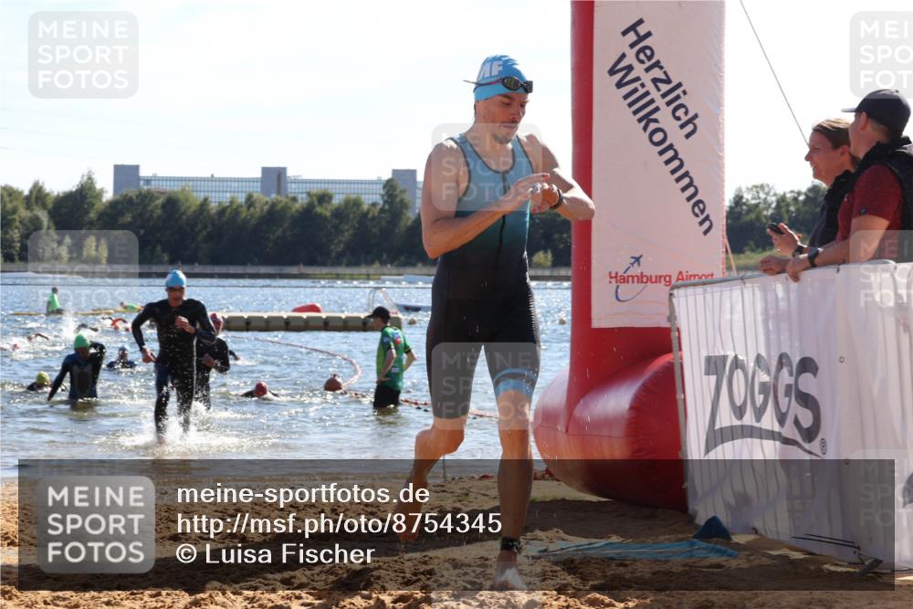 07.09.2025 - 19. Norderstedt Triathlon Luisa Fischer http://msf.ph/oto/8754345 07.09.2025 15:39:57 Schwimmen 1620, 1625 meine-sportfotos.de