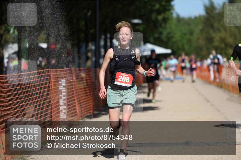 07.09.2025 - 19. Norderstedt Triathlon Michael Strokosch http://msf.ph/oto/8754348 07.09.2025 13:10:42 Laufen 208, 209, 247, 1268 meine-sportfotos.de