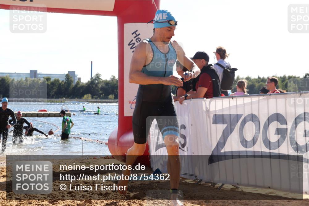 07.09.2025 - 19. Norderstedt Triathlon Luisa Fischer http://msf.ph/oto/8754362 07.09.2025 15:39:58 Schwimmen 1620, 1625 meine-sportfotos.de