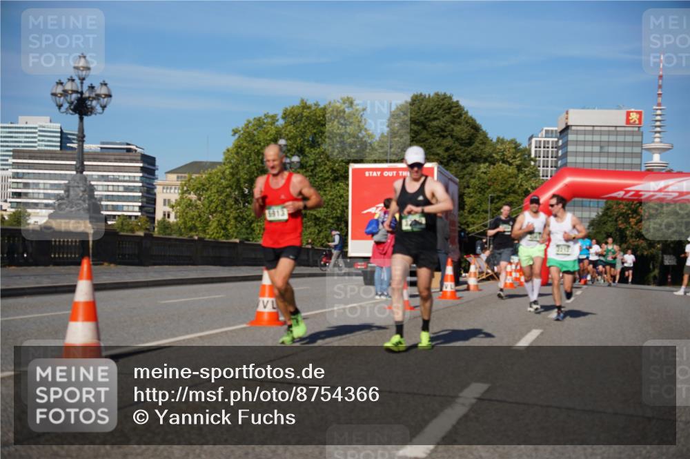 07.09.2025 - BARMER Alsterlauf Yannick Fuchs http://msf.ph/oto/8754366 07.09.2025 09:37:22 Laufen 5913, 2212 meine-sportfotos.de