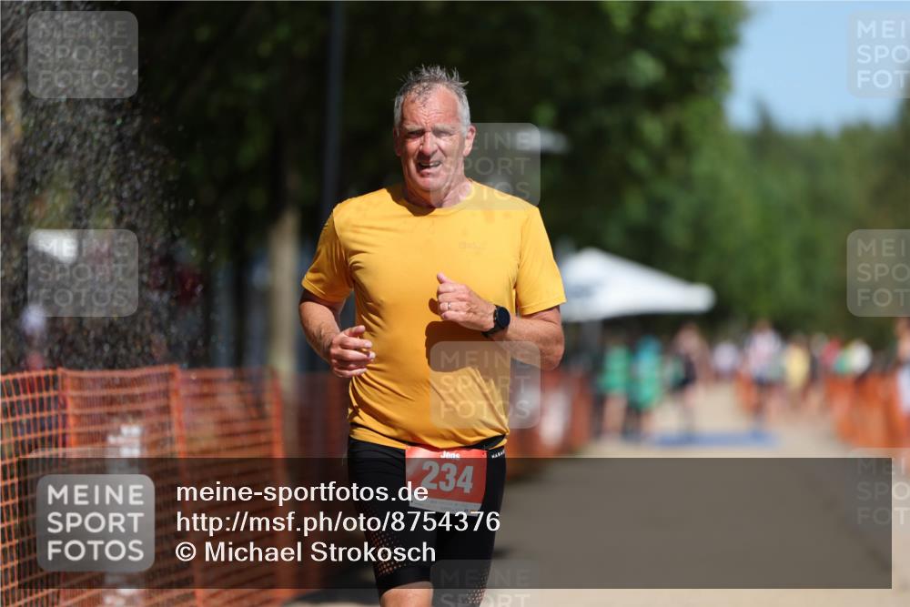 07.09.2025 - 19. Norderstedt Triathlon Michael Strokosch http://msf.ph/oto/8754376 07.09.2025 12:48:29 Laufen 234 meine-sportfotos.de
