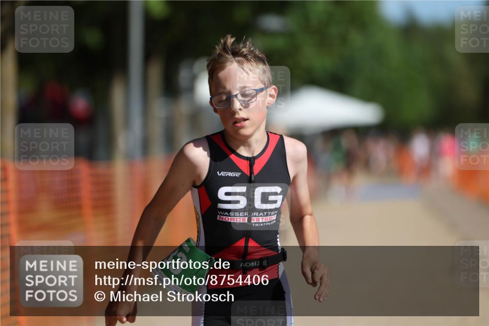 07.09.2025 - 19. Norderstedt Triathlon Michael Strokosch http://msf.ph/oto/8754406 07.09.2025 10:59:23 Laufen 64, 73, 83, 132, 1123 meine-sportfotos.de