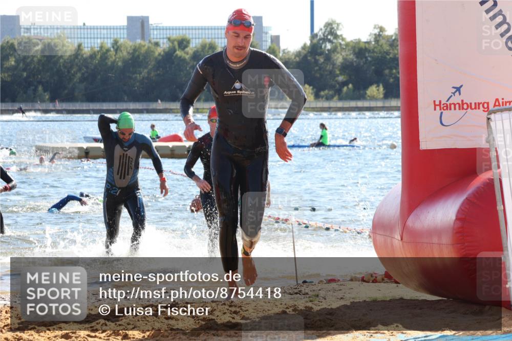 07.09.2025 - 19. Norderstedt Triathlon Luisa Fischer http://msf.ph/oto/8754418 07.09.2025 15:40:03 Schwimmen 1553, 1573, 1577, 1620, 1625 meine-sportfotos.de