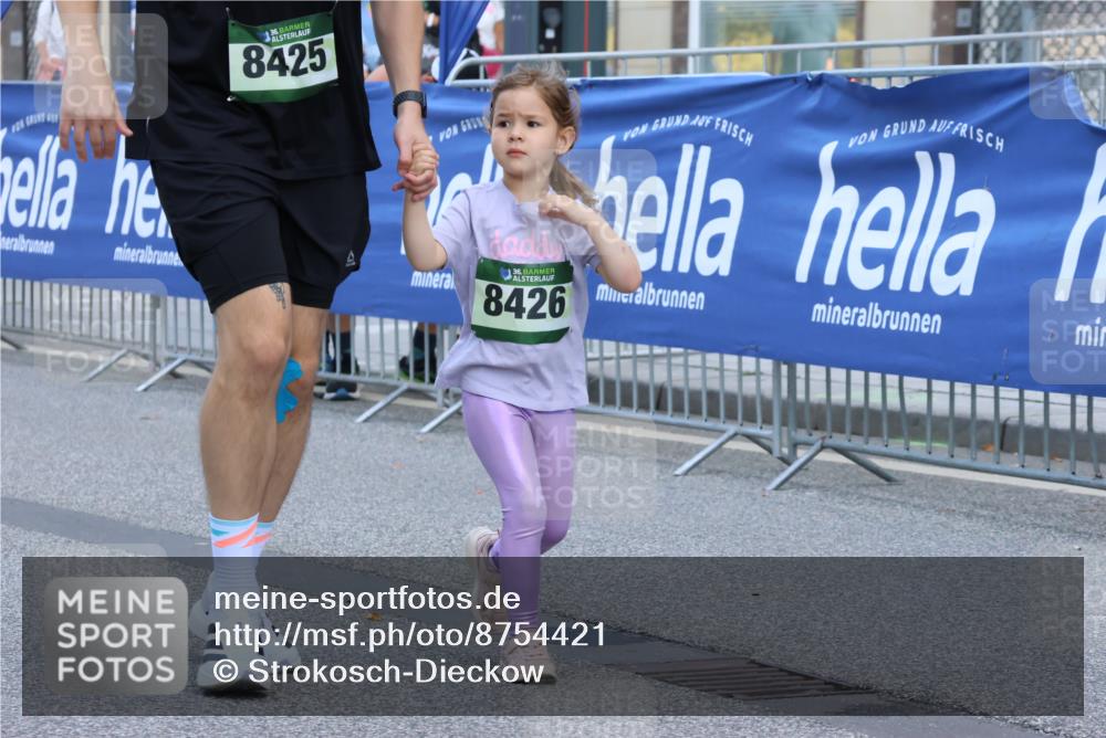 07.09.2025 - BARMER Alsterlauf Strokosch-Dieckow http://msf.ph/oto/8754421 07.09.2025 10:54:27 Ziel  meine-sportfotos.de