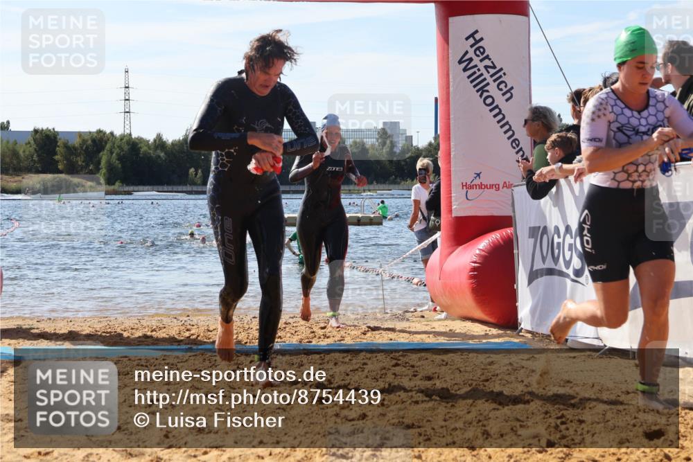 07.09.2025 - 19. Norderstedt Triathlon Luisa Fischer http://msf.ph/oto/8754439 07.09.2025 11:42:48 Schwimmen 738, 1294, 1379 meine-sportfotos.de