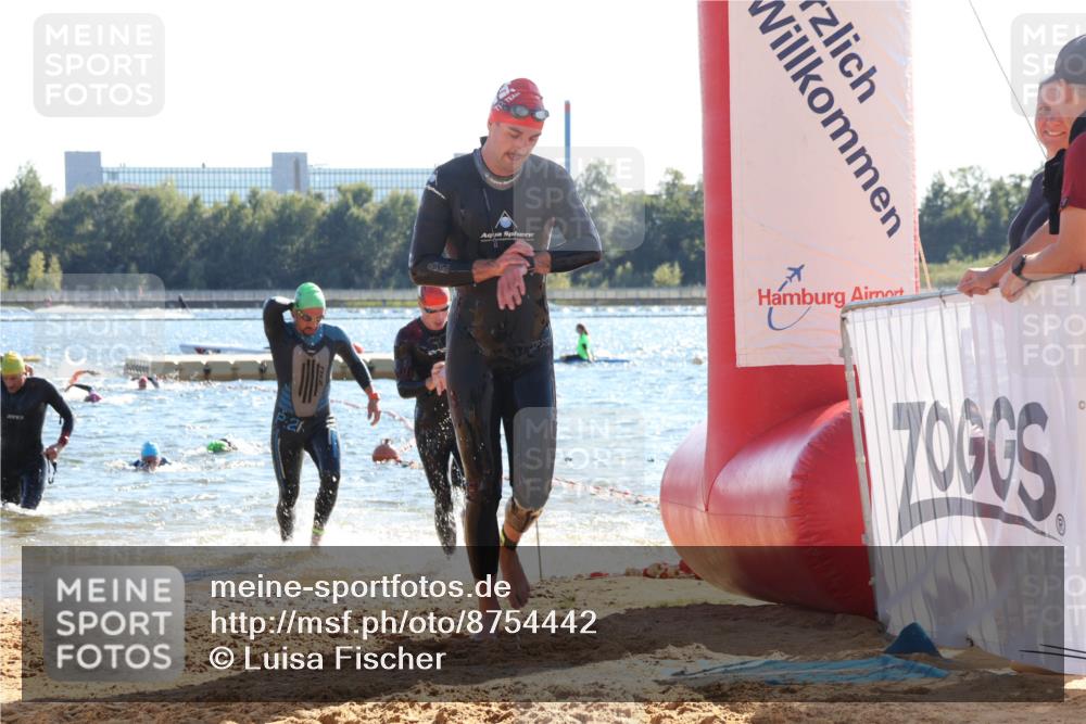 07.09.2025 - 19. Norderstedt Triathlon Luisa Fischer http://msf.ph/oto/8754442 07.09.2025 15:40:04 Schwimmen 1551, 1553, 1573, 1577, 1620, 1625 meine-sportfotos.de