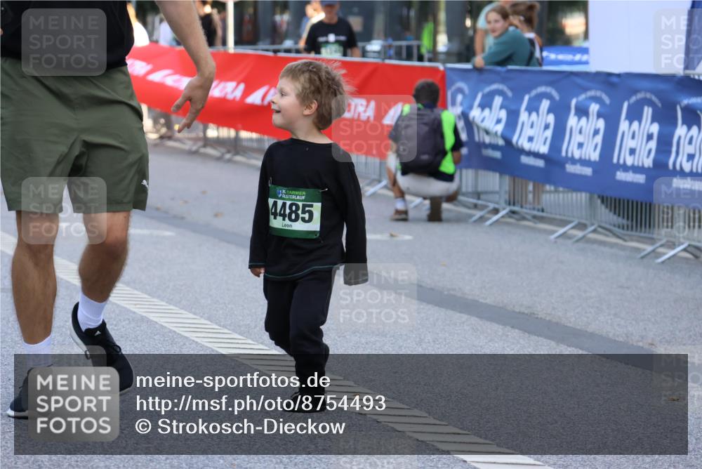 07.09.2025 - BARMER Alsterlauf Strokosch-Dieckow http://msf.ph/oto/8754493 07.09.2025 10:54:15 Ziel  meine-sportfotos.de