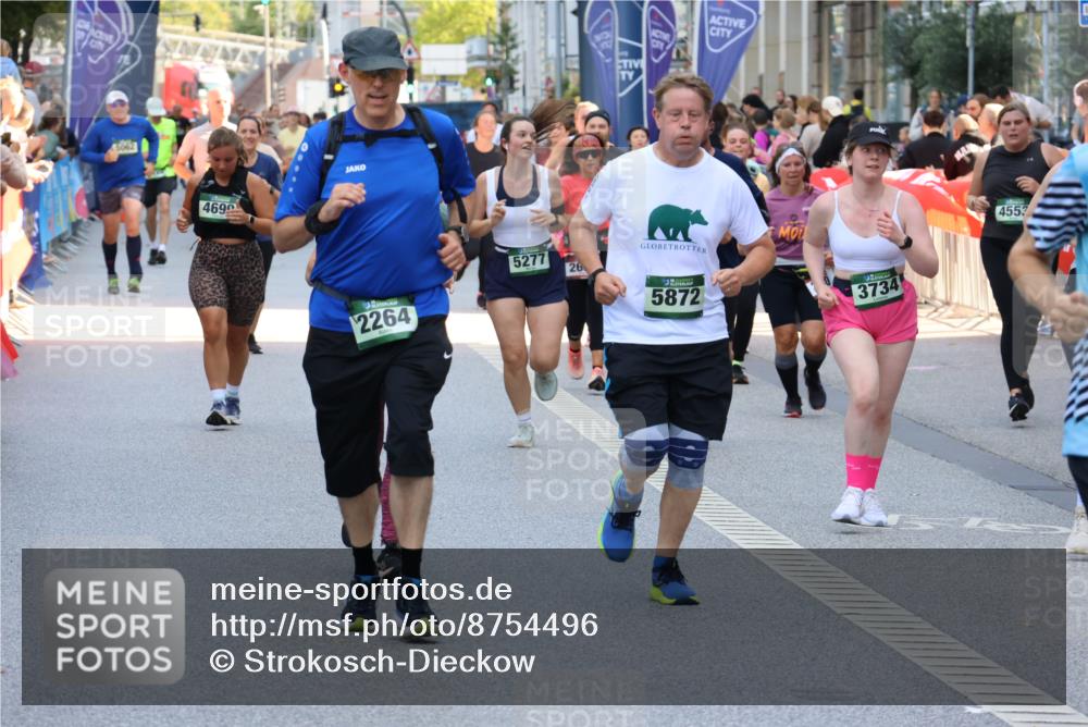 07.09.2025 - BARMER Alsterlauf Strokosch-Dieckow http://msf.ph/oto/8754496 07.09.2025 10:14:19 Ziel 2442, 2621, 2736, 2825, 3221, 3455, 3466, 3851, 4108, 4364, 4422, 4630, 4670, 4671, 4725, 4734, 4742, 4845, 4883, 4898, 5036, 6312, 6344, 8258, 8296 meine-sportfotos.de
