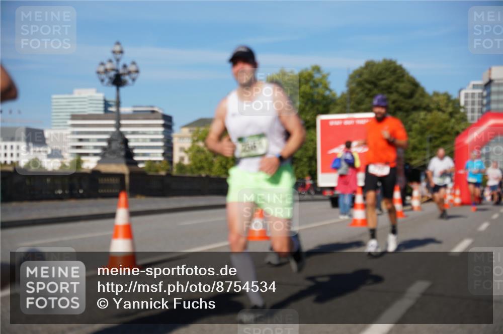 07.09.2025 - BARMER Alsterlauf Yannick Fuchs http://msf.ph/oto/8754534 07.09.2025 09:37:26 Laufen  meine-sportfotos.de