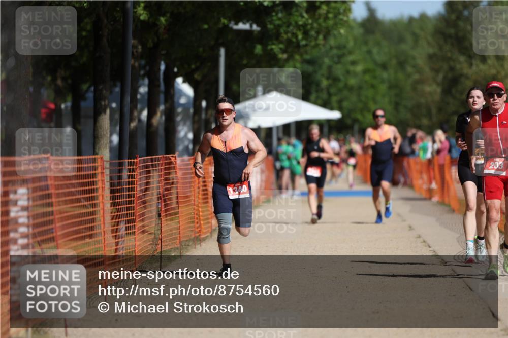 07.09.2025 - 19. Norderstedt Triathlon Michael Strokosch http://msf.ph/oto/8754560 07.09.2025 12:02:28 Laufen 203, 1159, 1340 meine-sportfotos.de