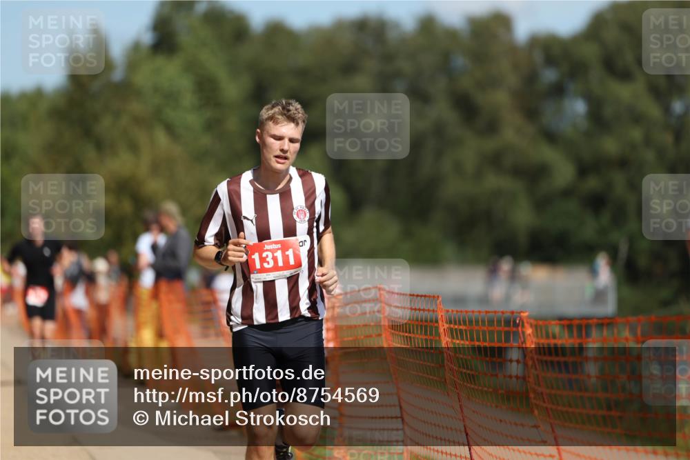 07.09.2025 - 19. Norderstedt Triathlon Michael Strokosch http://msf.ph/oto/8754569 07.09.2025 12:48:48 Laufen 1212, 1311, 1342, 1364 meine-sportfotos.de