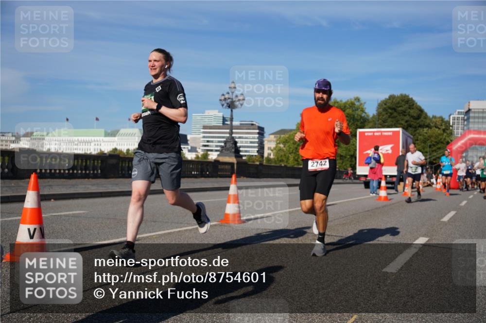 07.09.2025 - BARMER Alsterlauf Yannick Fuchs http://msf.ph/oto/8754601 07.09.2025 09:37:27 Laufen 2742 meine-sportfotos.de