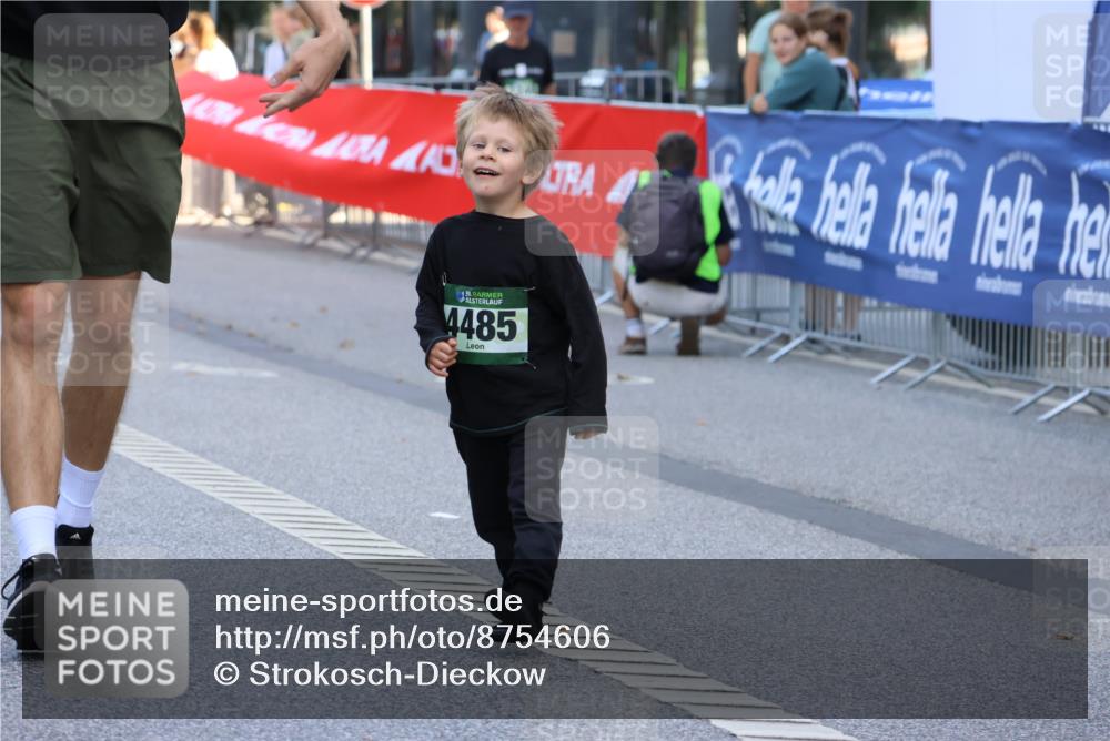 07.09.2025 - BARMER Alsterlauf Strokosch-Dieckow http://msf.ph/oto/8754606 07.09.2025 10:54:15 Ziel  meine-sportfotos.de