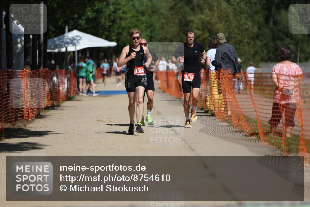 07.09.2025 - 19. Norderstedt Triathlon Michael Strokosch http://msf.ph/oto/8754610 07.09.2025 12:48:50 Laufen 1212, 1311, 1342, 1364 meine-sportfotos.de