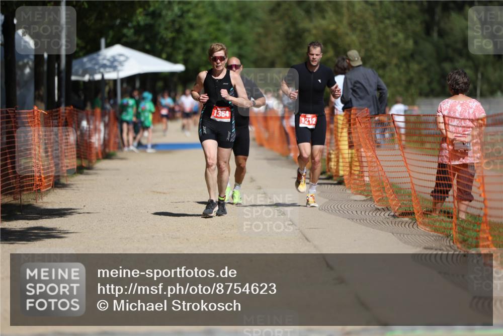 07.09.2025 - 19. Norderstedt Triathlon Michael Strokosch http://msf.ph/oto/8754623 07.09.2025 12:48:50 Laufen 1212, 1311, 1342, 1364 meine-sportfotos.de