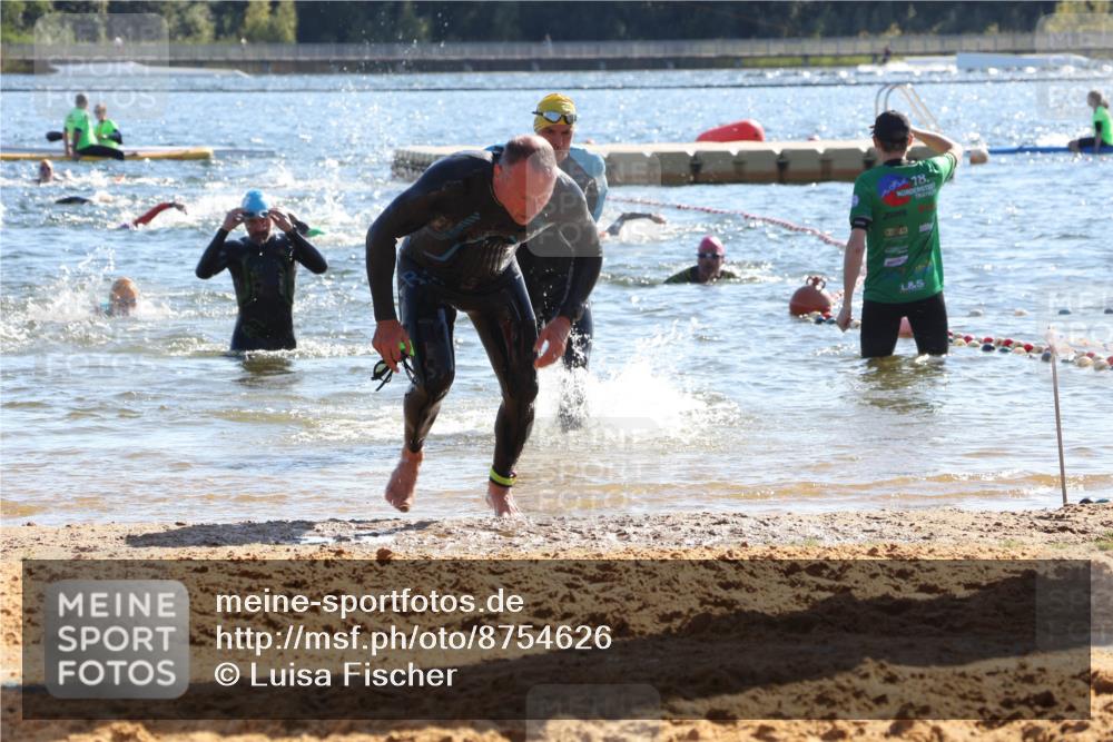 07.09.2025 - 19. Norderstedt Triathlon Luisa Fischer http://msf.ph/oto/8754626 07.09.2025 15:40:20 Schwimmen 1551, 1553, 1587, 1589, 1603, 1630 meine-sportfotos.de