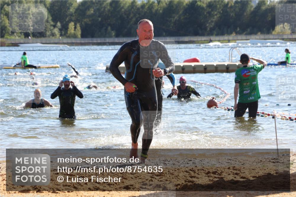 07.09.2025 - 19. Norderstedt Triathlon Luisa Fischer http://msf.ph/oto/8754635 07.09.2025 15:40:21 Schwimmen 1551, 1587, 1589, 1603, 1630 meine-sportfotos.de