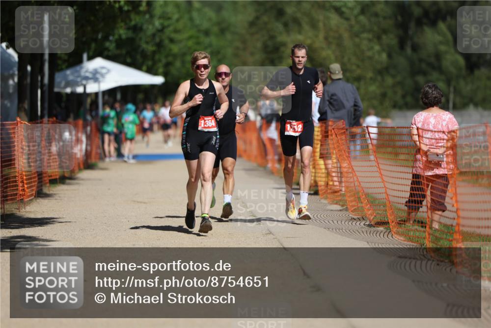 07.09.2025 - 19. Norderstedt Triathlon Michael Strokosch http://msf.ph/oto/8754651 07.09.2025 12:48:51 Laufen 1212, 1311, 1342, 1364 meine-sportfotos.de