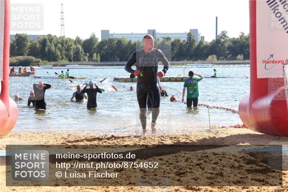 07.09.2025 - 19. Norderstedt Triathlon Luisa Fischer http://msf.ph/oto/8754652 07.09.2025 15:40:22 Schwimmen 1551, 1587, 1589, 1603, 1630 meine-sportfotos.de