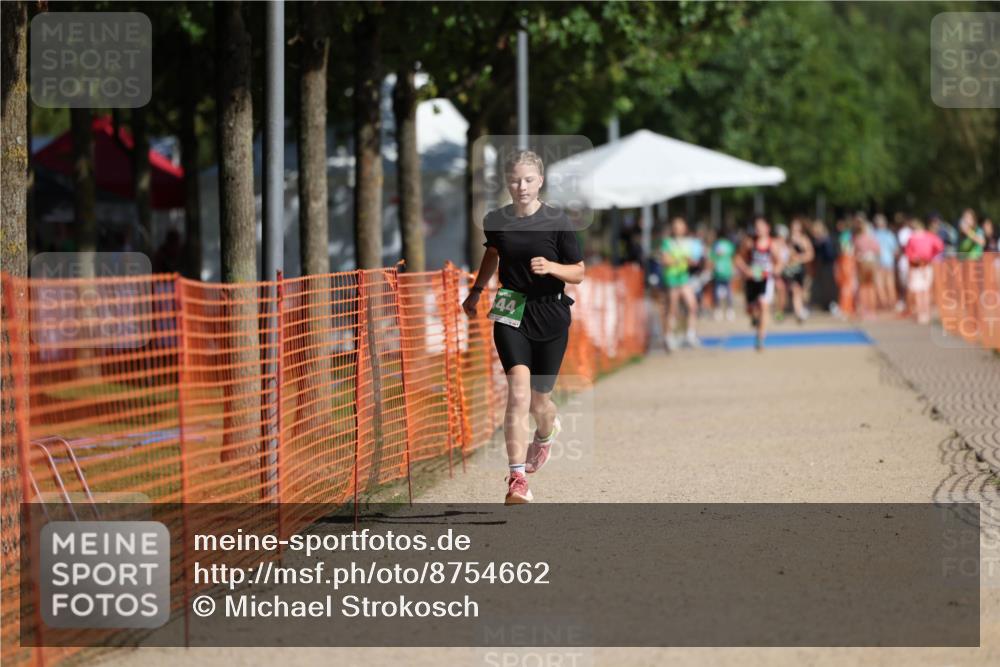07.09.2025 - 19. Norderstedt Triathlon Michael Strokosch http://msf.ph/oto/8754662 07.09.2025 10:59:32 Laufen 73, 132, 644 meine-sportfotos.de