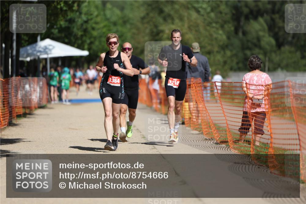 07.09.2025 - 19. Norderstedt Triathlon Michael Strokosch http://msf.ph/oto/8754666 07.09.2025 12:48:51 Laufen 1212, 1311, 1342, 1364 meine-sportfotos.de