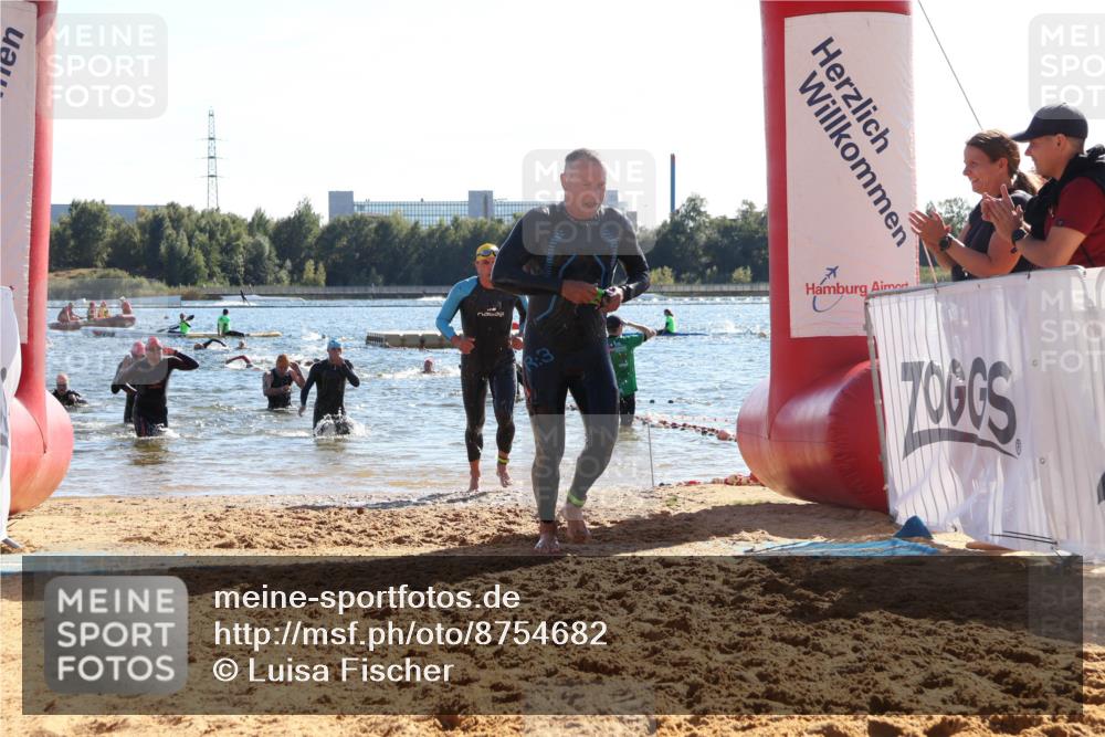 07.09.2025 - 19. Norderstedt Triathlon Luisa Fischer http://msf.ph/oto/8754682 07.09.2025 15:40:23 Schwimmen 1587, 1589, 1603, 1630 meine-sportfotos.de