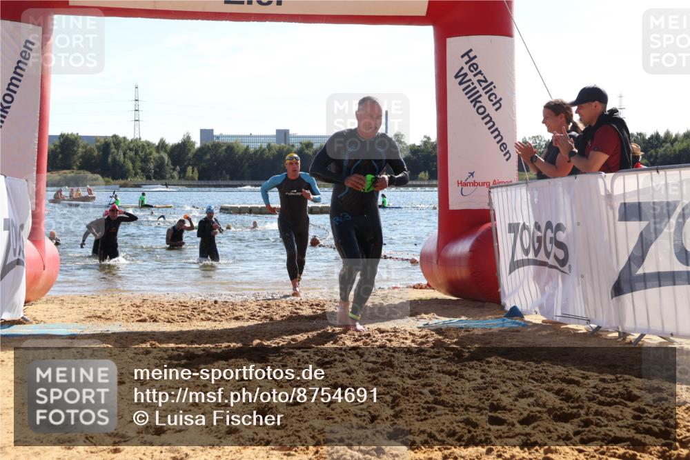 07.09.2025 - 19. Norderstedt Triathlon Luisa Fischer http://msf.ph/oto/8754691 07.09.2025 15:40:23 Schwimmen 1587, 1589, 1603, 1630 meine-sportfotos.de