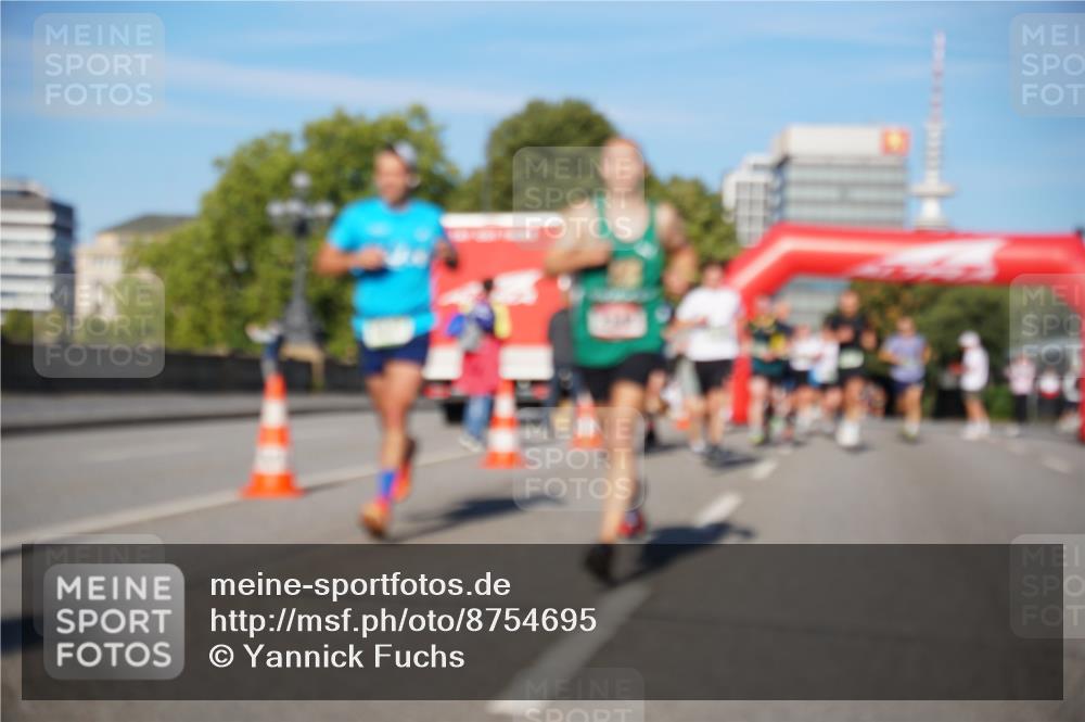 07.09.2025 - BARMER Alsterlauf Yannick Fuchs http://msf.ph/oto/8754695 07.09.2025 09:37:30 Laufen  meine-sportfotos.de