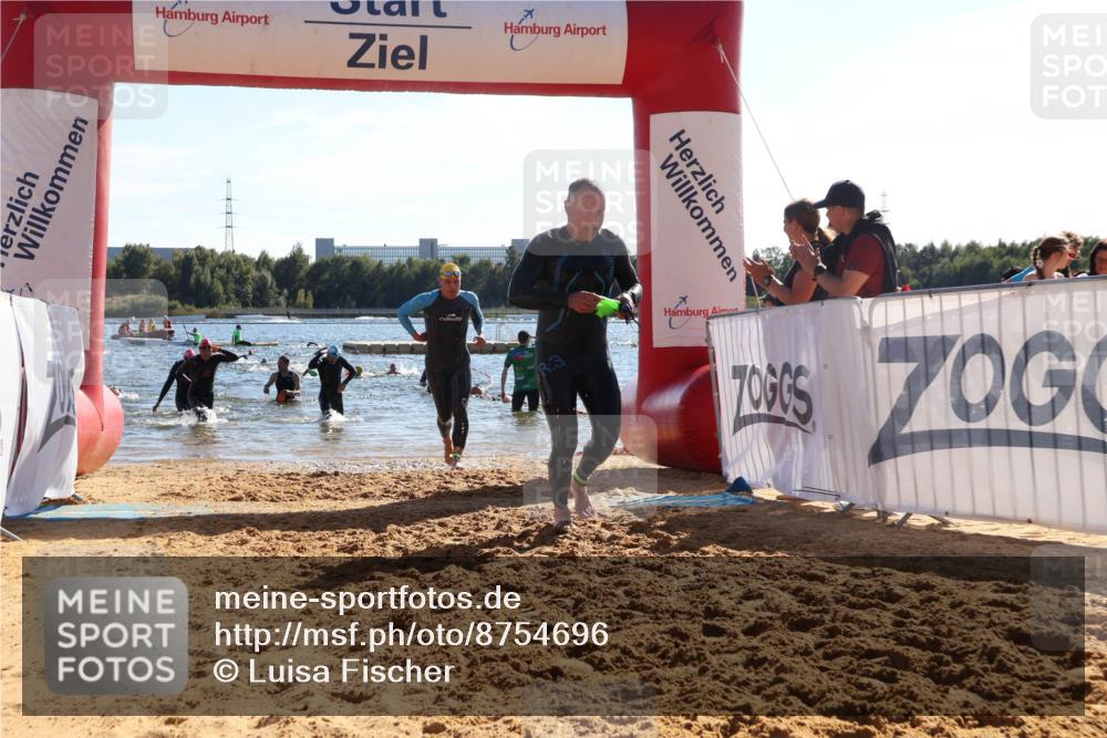 07.09.2025 - 19. Norderstedt Triathlon Luisa Fischer http://msf.ph/oto/8754696 07.09.2025 15:40:24 Schwimmen 1587, 1589, 1603, 1630 meine-sportfotos.de