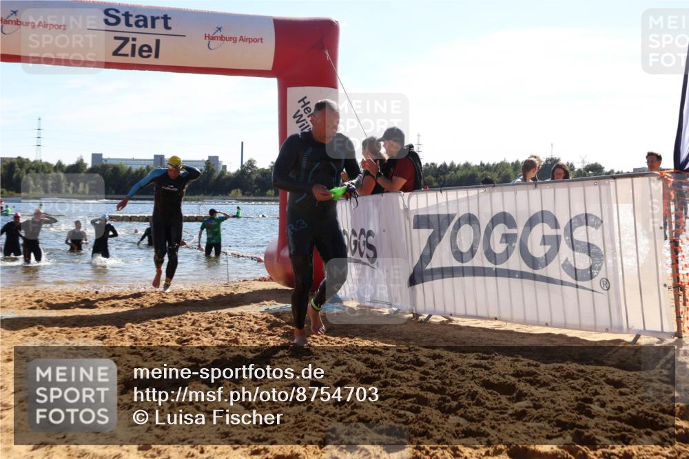 07.09.2025 - 19. Norderstedt Triathlon Luisa Fischer http://msf.ph/oto/8754703 07.09.2025 15:40:24 Schwimmen 1587, 1589, 1603, 1630 meine-sportfotos.de