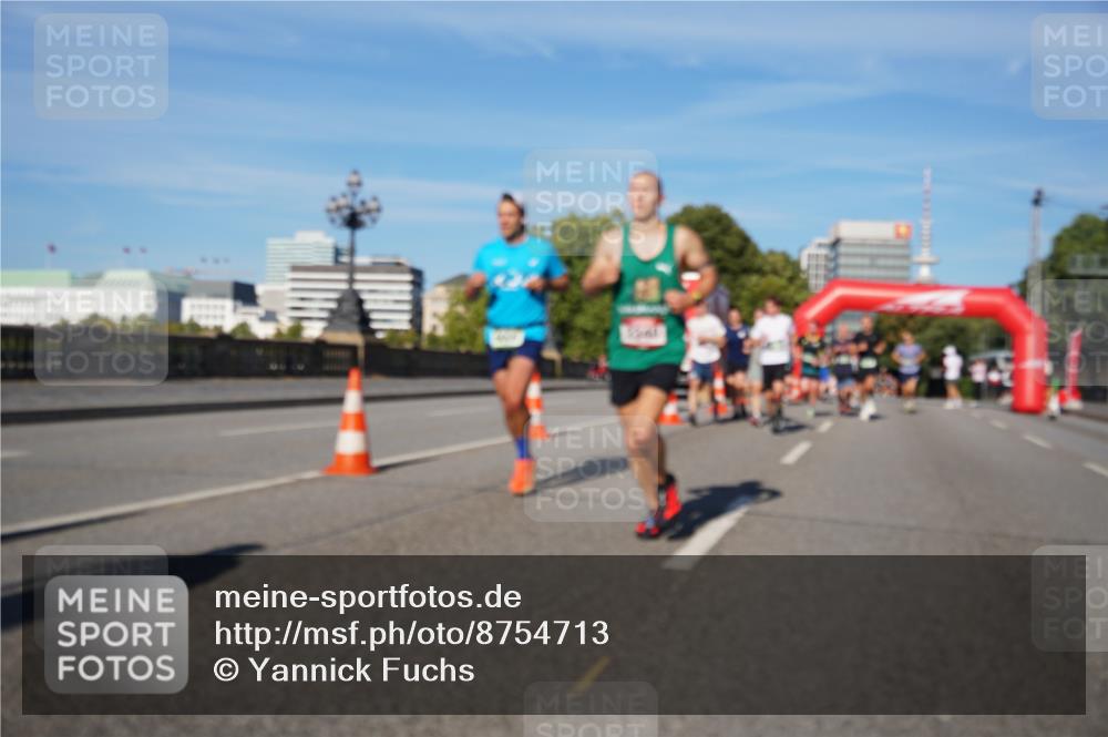 07.09.2025 - BARMER Alsterlauf Yannick Fuchs http://msf.ph/oto/8754713 07.09.2025 09:37:31 Laufen  meine-sportfotos.de