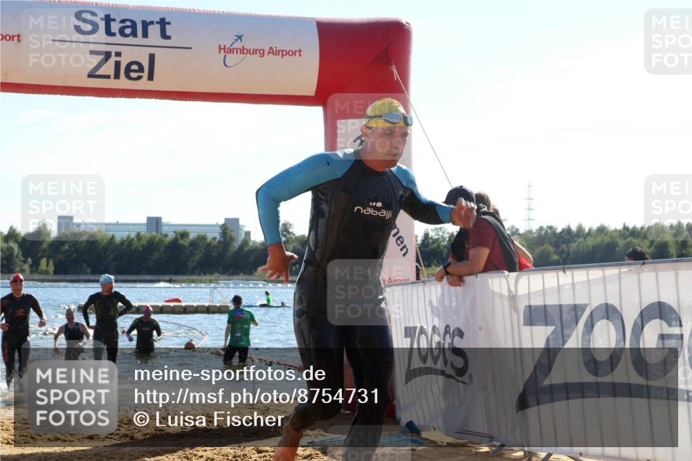 07.09.2025 - 19. Norderstedt Triathlon Luisa Fischer http://msf.ph/oto/8754731 07.09.2025 15:40:27 Schwimmen 1574, 1589, 1603, 1627, 1630 meine-sportfotos.de