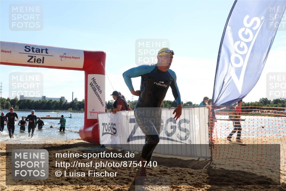 07.09.2025 - 19. Norderstedt Triathlon Luisa Fischer http://msf.ph/oto/8754740 07.09.2025 15:40:27 Schwimmen 1574, 1589, 1603, 1627, 1630 meine-sportfotos.de