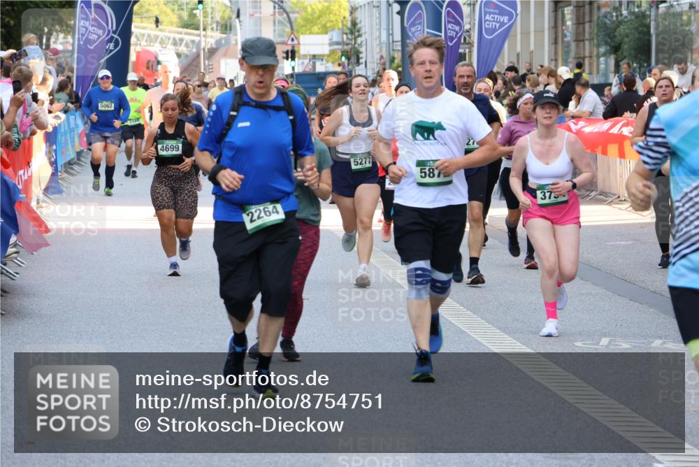 07.09.2025 - BARMER Alsterlauf Strokosch-Dieckow http://msf.ph/oto/8754751 07.09.2025 10:14:18 Ziel 2442, 2621, 2736, 2825, 3221, 3455, 3466, 3851, 4108, 4364, 4422, 4630, 4670, 4671, 4725, 4734, 4742, 4845, 4883, 4898, 5036, 6312, 8258, 8296 meine-sportfotos.de